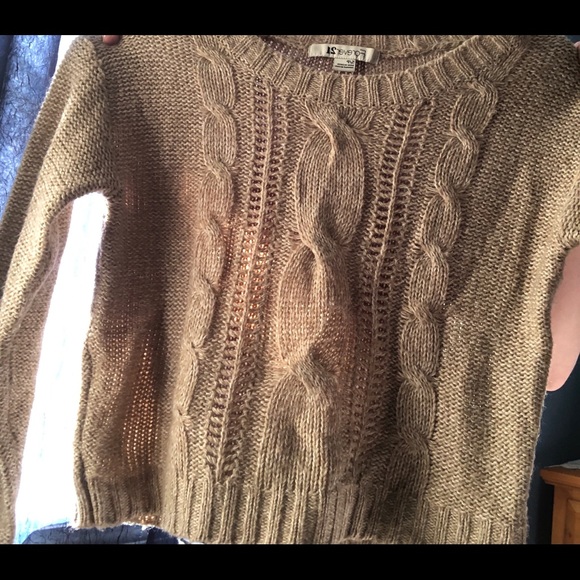Sweater - Picture 3 of 5